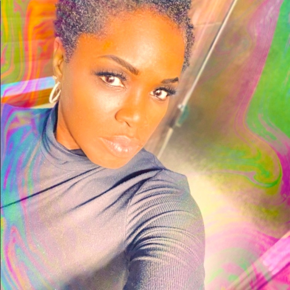 Meet your Posher, Gina